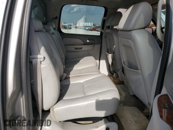 2007 Chevrolet Avalanche 3LT with VIN 3GNEC12J77G319630, listed as a Copart auction lot 50266215 with 261,293 mi miles and Clean title. Bid and sale history available at DreamBid. Image 10.