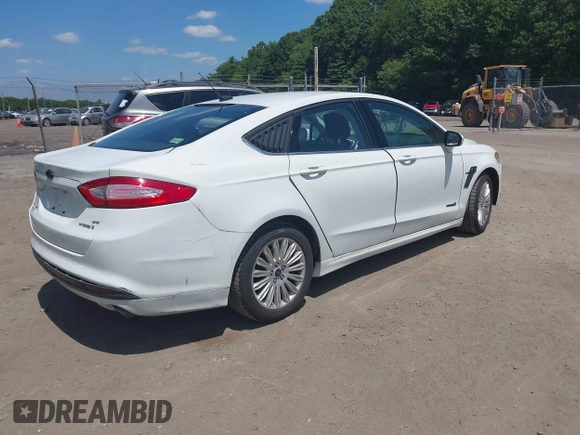 2013 Ford Fusion SE Hybrid with VIN 3FA6P0LU3DR328786, listed as a IAAI auction lot 42604212 with 132,423 mi miles and . Bid and sale history available at DreamBid. Image 4.