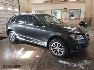 2016 Audi Q5 Premium with VIN WA1C2AFP4GA120481, listed as a IAAI auction lot 41506474 with 130,424 mi miles. Bid and sale history available at carsss.com. Image 1.