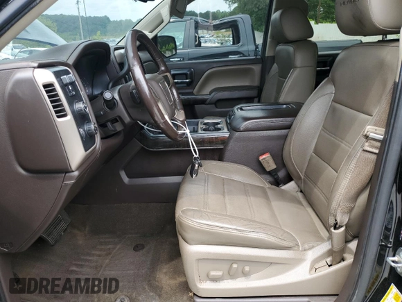 2015 GMC Sierra 1500 Denali z VIN 3GTU2WEJXFG428419, wystawiony jako Copart lot #55397705 z przebiegiem 225 547 mil mil oraz Czysty tytuł • Clean title. Historia ofert i sprzedaży dostępna na DreamBid. Obrazek 7.
