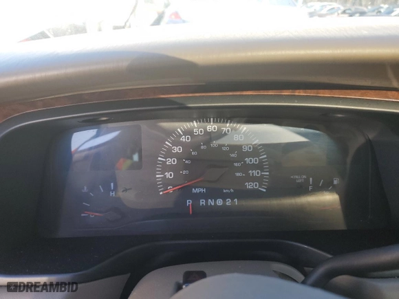 2002 Lincoln Town Car Cartier with VIN 1LNHM83W62Y623273, listed as a Copart auction lot 49997785 with 0 mi miles and Salvage Title. Bid and sale history available at carsss.com. Image 9.