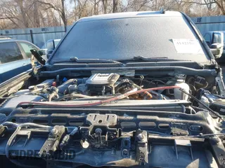 2015 GMC Sierra 2500HD available WiFi Denali with VIN 1GT120E87FF638538, listed as a IAAI auction lot 41425503 with 126,384 mi miles. Bid and sale history available at carsss.com. Image 9.