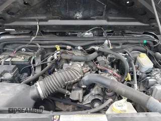 2008 Jeep Wrangler Unlimited Sahara с VIN 1J4GA59188L624010, выставлен на аукционе IAAI как лот 42115574 с пробегом 105 800 миль миль и . История ставок и продаж доступна на DreamBid. Изображение 10.