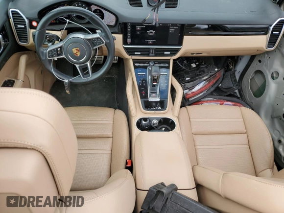 2021 Porsche Cayenne S z VIN WP1AB2AYXMDA28173, wystawiony jako Copart lot #57601645 z przebiegiem 15 901 mil mil oraz Czysty tytuł • Clean title. Historia ofert i sprzedaży dostępna na DreamBid. Obrazek 8.