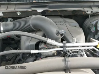 2019 Ram 1500 Express z VIN 1C6RR7FT5KS570579, wystawiony jako IAAI lot #42114610 z przebiegiem 72 004 mil mil oraz . Historia ofert i sprzedaży dostępna na DreamBid. Obrazek 12.