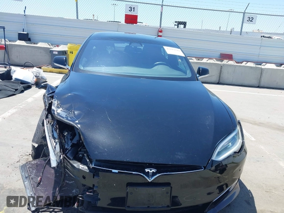 2019 Tesla Model S 75D с VIN 5YJSA1E22KF304098, выставлен на аукционе IAAI как лот 42293794 с пробегом 49 545 миль миль и . История ставок и продаж доступна на DreamBid. Изображение 12.