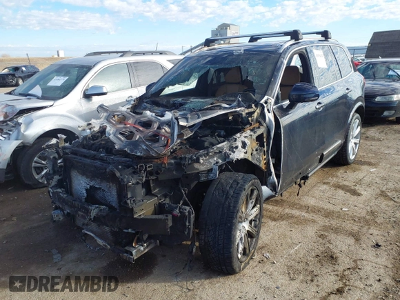 2017 Volvo XC90 Inscription with VIN YV4BC0PLXH1179599, listed as a IAAI auction lot 41676432 with 1 mi miles. Bid and sale history available at carsss.com. Image 17.