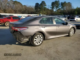 2020 Toyota Camry LE with VIN 4T1C11AK3LU945792, listed as a Copart auction lot 46987685 with 87,454 mi miles and Salvage Title. Bid and sale history available at carsss.com. Image 3.
