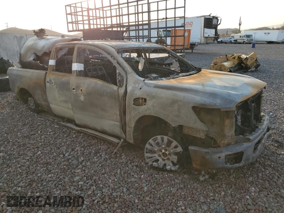 2017 Nissan Titan XD SV with VIN 1N6BA1F44HN557592, listed as a Copart auction lot 62108804 with 0 mi miles and Non Repairable. Bid and sale history available at carsss.com. Image 4.