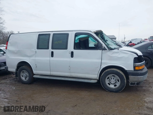 2018 Chevrolet Express Cargo Van with VIN 1GCWGAFG0J1904474, listed as a IAAI auction lot 41467432 with 54,996 mi miles. Bid and sale history available at carsss.com. Image 13.