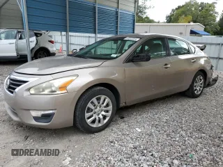 2015 Nissan Altima SV z VIN 1N4AL3AP9FC232005, wystawiony jako Copart lot #69953054 z przebiegiem 138 435 mil mil oraz Szkoda całkowita • Salvage title. Historia ofert i sprzedaży dostępna na DreamBid. Obrazek 1.