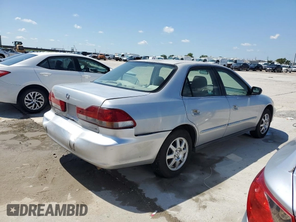2002 Honda Accord SE with VIN JHMCG56742C001310, listed as a Copart auction lot 52408315 with 250,033 mi miles and Salvage title. Bid and sale history available at DreamBid. Image 3.