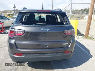 2020 Jeep Compass Altitude z VIN 3C4NJCBB8LT199034, wystawiony jako IAAI lot #42008510 z przebiegiem Nie podano mil oraz . Historia ofert i sprzedaży dostępna na DreamBid. Obrazek 15.