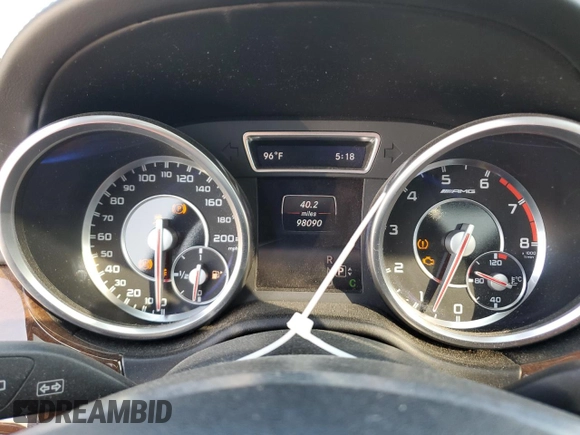 2014 Mercedes-Benz M 63 AMG z VIN 4JGDA7EB6EA344690, wystawiony jako Copart lot #59296955 z przebiegiem 98 090 mil mil oraz Czysty tytuł • Clean title. Historia ofert i sprzedaży dostępna na DreamBid. Obrazek 9.