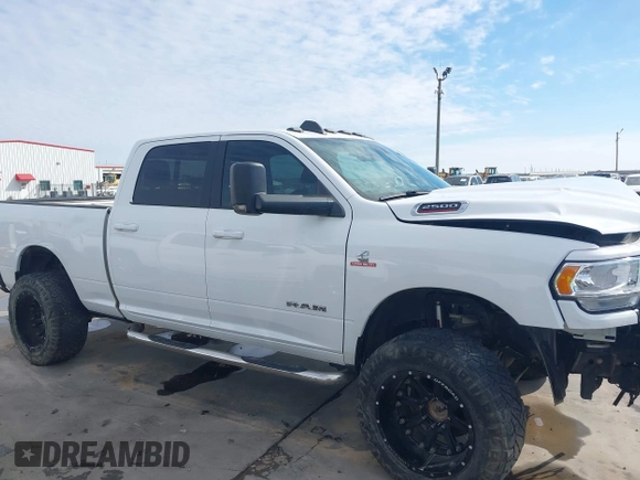 2020 Ram 2500 Big Horn with VIN 3C6UR5DL1LG115089, listed as a IAAI auction lot 41236581 with 90,797 mi miles. Bid and sale history available at carsss.com. Image 13.