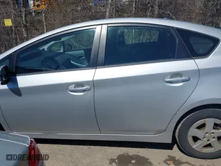 2011 Toyota Prius I with VIN JTDKN3DU3B0260839, listed as a IAAI auction lot 41998615 with 223,435 mi miles. Bid and sale history available at carsss.com. Image 14.