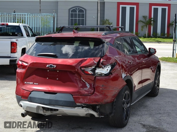 2020 Chevrolet Blazer LT z VIN 3GNKBJRS2LS605932, wystawiony jako Copart lot #80258004 z przebiegiem 61 330 mil mil oraz Szkoda całkowita • Salvage title. Historia ofert i sprzedaży dostępna na DreamBid. Obrazek 7.
