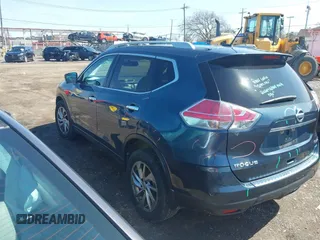 2014 Nissan Rogue SV with VIN 5N1AT2MV8EC819577, listed as a IAAI auction lot 41921183 with 141,998 mi miles. Bid and sale history available at carsss.com. Image 3.