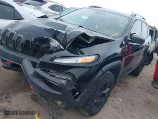 2018 Jeep Cherokee Trailhawk with VIN 1C4PJMBB6JD532865, listed as a IAAI auction lot 41362362 with 98,951 mi miles. Bid and sale history available at carsss.com. Image 17.