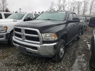 2018 Ram 2500 Tradesman z VIN 3C6UR5CJ2JG262048, wystawiony jako Copart lot #44942415 z przebiegiem 184 788 mil mil oraz Czysty tytuł • Clean title. Historia ofert i sprzedaży dostępna na DreamBid. Obrazek 1.