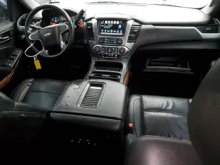2017 Chevrolet Tahoe Premier with VIN 1GNSCCKC2HR341679, listed as a Copart auction lot 45016945 with 132,995 mi miles and Salvage Title. Bid and sale history available at carsss.com. Image 8.