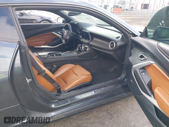 2017 Chevrolet Camaro 2SS с VIN 1G1FH1R73H0193015, выставлен на аукционе IAAI как лот 42000987 с пробегом 99 903 миль миль и . История ставок и продаж доступна на DreamBid. Изображение 5.