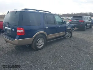 2012 Ford Expedition XLT with VIN 1FMJU1J54CEF13571, listed as a IAAI auction lot 41881288 with 178,861 mi miles. Bid and sale history available at carsss.com. Image 4.