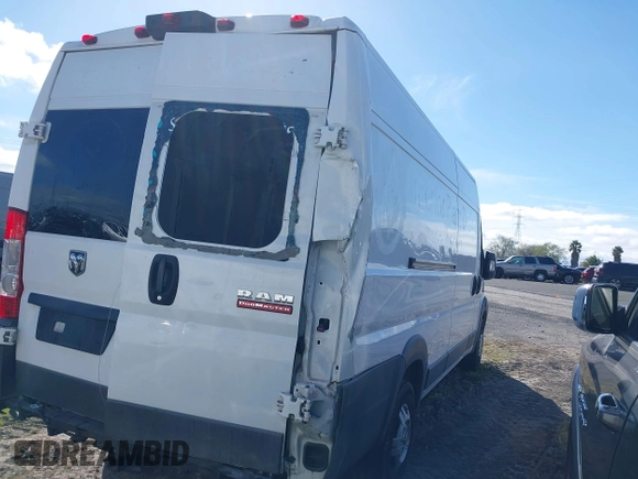 2014 Ram ProMaster Cargo with VIN 3C6URVJG0EE128227, listed as a IAAI auction lot 41675836 with 117,896 mi miles and . Bid and sale history available at DreamBid. Image 4.