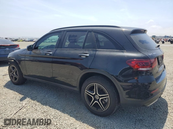 2020 Mercedes-Benz GLC 300 with VIN WDC0G8DB7LF741618, listed as a Copart auction lot 60753135 with 59,720 mi miles and Salvage title. Bid and sale history available at DreamBid. Image 2.