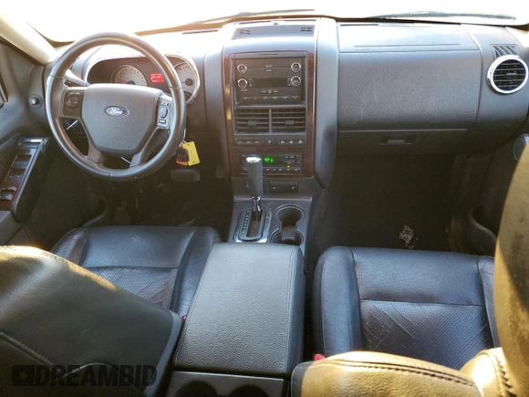 2010 Ford Explorer Limited с VIN 1FMEU7FE8AUA17737, выставлен на аукционе Copart как лот 42603645 с пробегом 228 673 миль миль и Списание • Salvage title. История ставок и продаж доступна на DreamBid. Изображение 8.