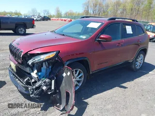 2018 Jeep Cherokee Latitude Tech Connect with VIN 1C4PJMCB9JD602518, listed as a IAAI auction lot 42146179 with 23,902 mi miles. Bid and sale history available at carsss.com. Image 2.