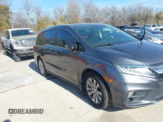 2018 Honda Odyssey LX with VIN 5FNRL6H2XJB041746, listed as a IAAI auction lot 41232936 with 119,509 mi miles. Bid and sale history available at carsss.com. Image 1.
