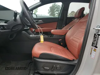 2025 Kia Sportage SX-Prestige z VIN 5XYK53DFXSG235643, wystawiony jako Copart lot #50402875 z przebiegiem 11 912 mil mil oraz Szkoda całkowita • Salvage title. Historia ofert i sprzedaży dostępna na DreamBid. Obrazek 7.