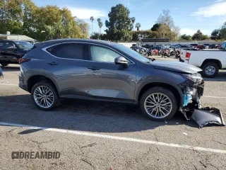 2022 Lexus NX with VIN JTJHKCEZXN5003839, listed as a Copart auction lot 44377143 with 7,560 mi miles. Bid and sale history available at carsss.com. Image 4.