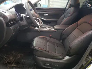 2025 Nissan Sentra SR z VIN 3N1AB8DV9SY226598, wystawiony jako Copart lot #55773475 z przebiegiem 1 030 mil mil oraz Szkoda całkowita • Salvage title. Historia ofert i sprzedaży dostępna na DreamBid. Obrazek 7.