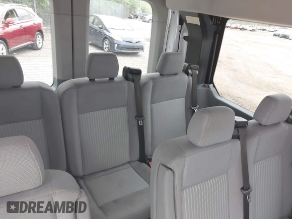 2017 Ford Transit Passenger XL z VIN 1FMZK1CM8HKA67270, wystawiony jako IAAI lot #42074459 z przebiegiem 50 461 mil mil oraz . Historia ofert i sprzedaży dostępna na DreamBid. Obrazek 18.