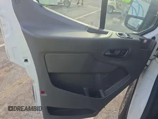 2020 Ford Transit Cargo с VIN 1FTBR1Y8XLKB79512, выставлен на аукционе IAAI как лот 42849713 с пробегом 79 515 миль миль и . История ставок и продаж доступна на DreamBid. Изображение 2.