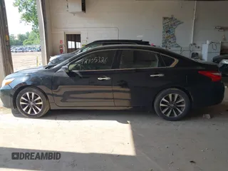 2017 Nissan Altima SV z VIN 1N4AL3AP3HC283714, wystawiony jako IAAI lot #42405326 z przebiegiem 175 101 mil mil oraz . Historia ofert i sprzedaży dostępna na DreamBid. Obrazek 14.