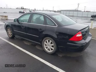 2005 Ford Five Hundred Limited with VIN 1FAHP28175G127971, listed as a IAAI auction lot 41798451 with Not Provided miles. Bid and sale history available at carsss.com. Image 3.