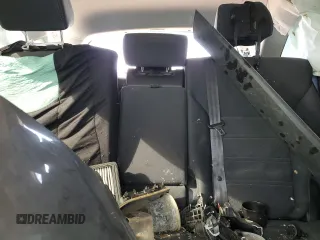 2016 Kia Sorento LX z VIN 5XYPGDA59GG072038, wystawiony jako Copart lot #50221465 z przebiegiem Nie podano mil oraz Szkoda całkowita • Salvage title. Historia ofert i sprzedaży dostępna na DreamBid. Obrazek 10.