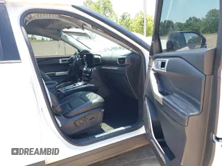2021 Ford Explorer Limited с VIN 1FMSK7FHXMGB03671, выставлен на аукционе IAAI как лот 42313541 с пробегом Не указан миль и . История ставок и продаж доступна на DreamBid. Изображение 19.