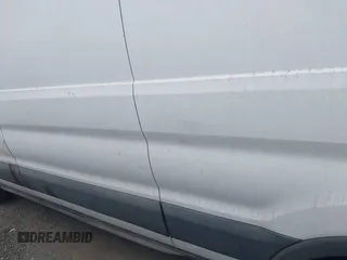 2017 Ford Transit с VIN 1FTYE9ZM6HKA23703, выставлен на аукционе IAAI как лот 41880601 с пробегом Не указан миль и . История ставок и продаж доступна на DreamBid. Изображение 15.