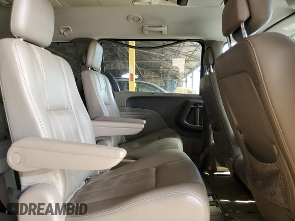 2014 Chrysler Town & Country Touring L 30th Anniversary with VIN 2C4RC1CG4ER146461, listed as a Copart auction lot 58491645 with 112,668 mi miles and Clean title. Bid and sale history available at DreamBid. Image 11.