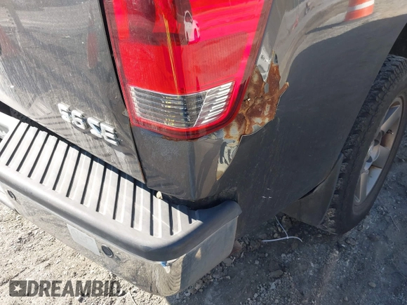 2005 Nissan Titan SE with VIN 1N6BA07B25N532466, listed as a IAAI auction lot 41437704 with 142,762 mi miles and . Bid and sale history available at DreamBid. Image 18.
