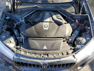 2019 BMW X6 xDrive50i with VIN 5UXKU6C57K0Z66967, listed as a Copart auction lot 87634045 with 37,916 mi miles and Salvage Title. Bid and sale history available at carsss.com. Image 13.