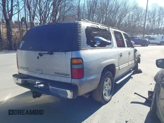 2005 Chevrolet Suburban Z71 with VIN 3GNFK16Z95G137707, listed as a IAAI auction lot 41362818 with 1 mi miles. Bid and sale history available at carsss.com. Image 4.