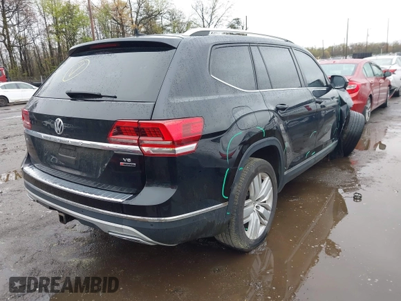 2019 Volkswagen Atlas SEL with VIN 1V2MR2CA4KC592087, listed as a IAAI auction lot 41961829 with 101,267 mi miles and . Bid and sale history available at DreamBid. Image 4.