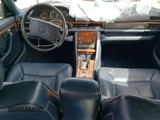 1991 Mercedes-Benz 420 with VIN WDBCA35E7MA572309, listed as a Copart auction lot 52513524 with 92,991 mi miles and Salvage Title. Bid and sale history available at carsss.com. Image 8.