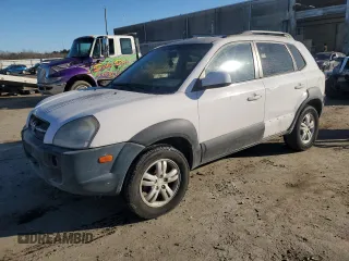 2008 Hyundai Tucson SE with VIN KM8JN72D38U757411, listed as a Copart auction lot 46058585 with 167,329 mi miles and Clean Title. Bid and sale history available at carsss.com. Image 1.
