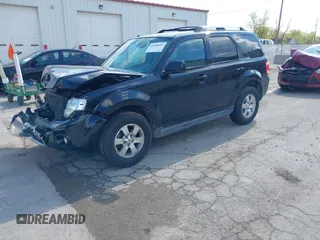 2010 Ford Escape Limited z VIN 1FMCU0EG6AKC04990, wystawiony jako IAAI lot #42206601 z przebiegiem 139 400 mil mil oraz . Historia ofert i sprzedaży dostępna na DreamBid. Obrazek 2.